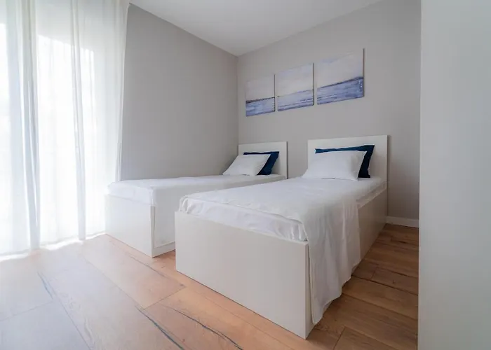 Luxury Laluna شقة Kamen